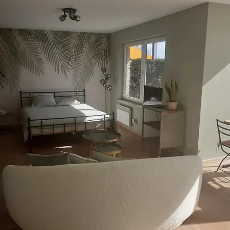 Away Guest house *