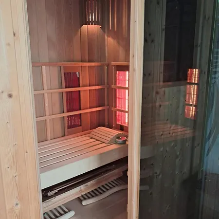 Away Maison d'hôtes 4*