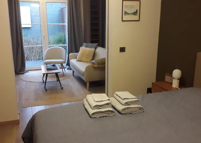 Away 4* Blankenberge